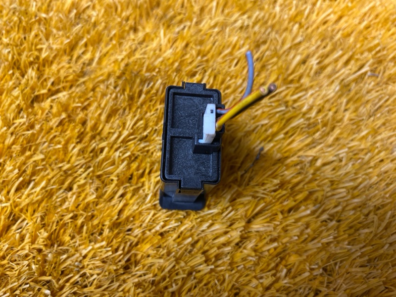 Кнопка корректора фар, 500 рублей, Красноярск