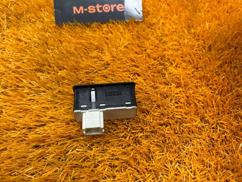 кнопка памяти сидений, 600 рублей, Красноярск