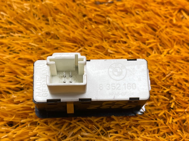 кнопка памяти сидений, 600 рублей, Красноярск