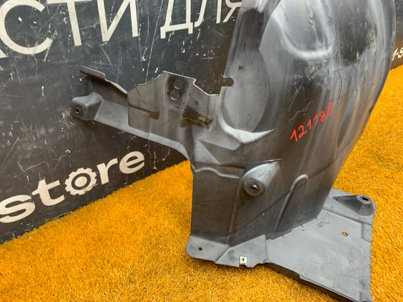 подкрылок, 1000 рублей, Красноярск