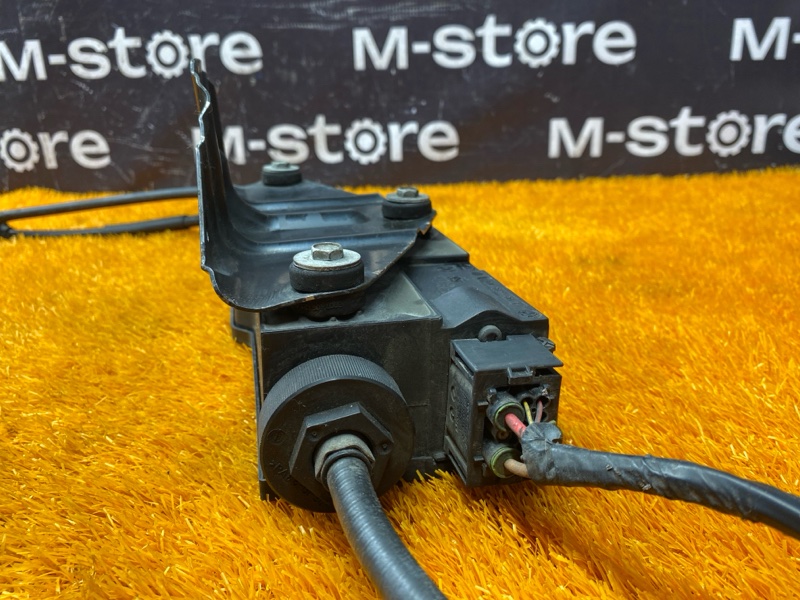 моторчик стояночного тормоза, 18000 рублей, Красноярск