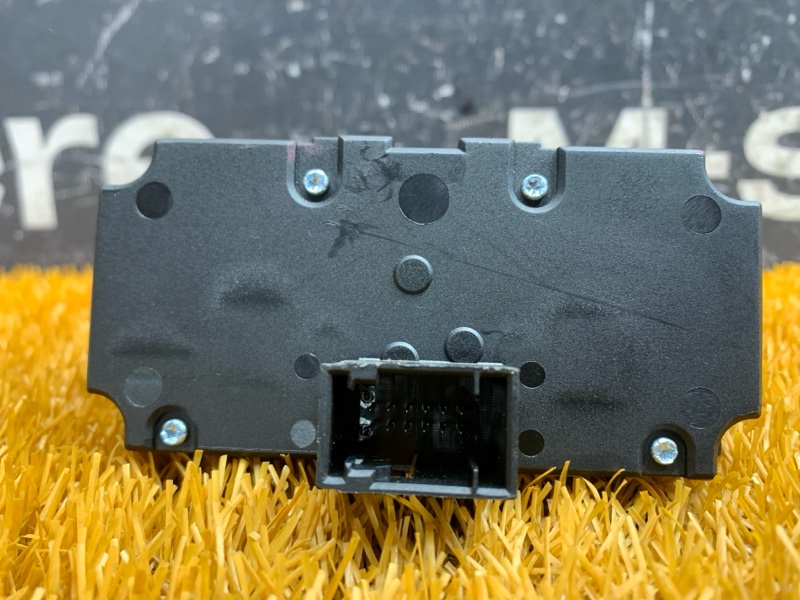 Переключатель света фар, 1000 рублей, Красноярск