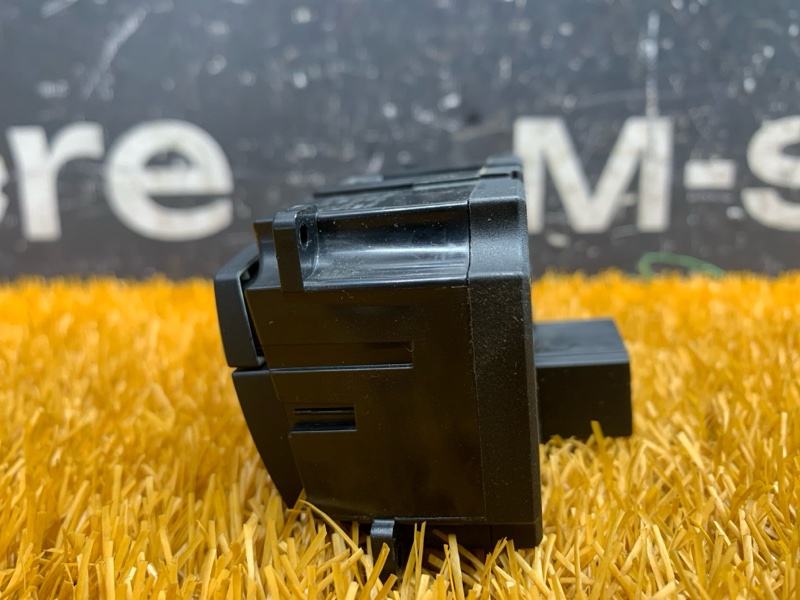 Переключатель света фар, 1000 рублей, Красноярск