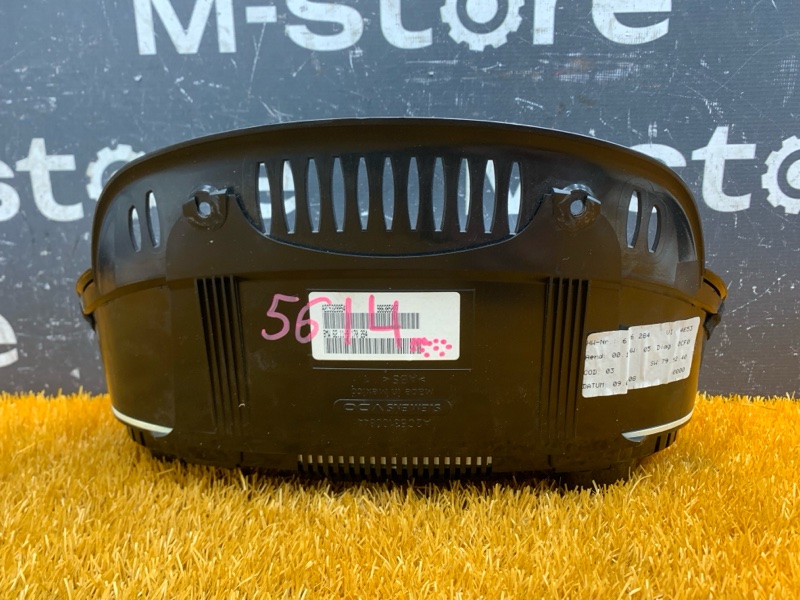 щиток приборов, 2000 рублей, Красноярск