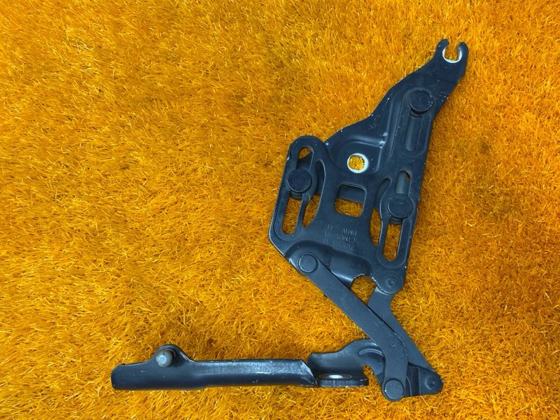 петля капота, 1500 рублей, Красноярск