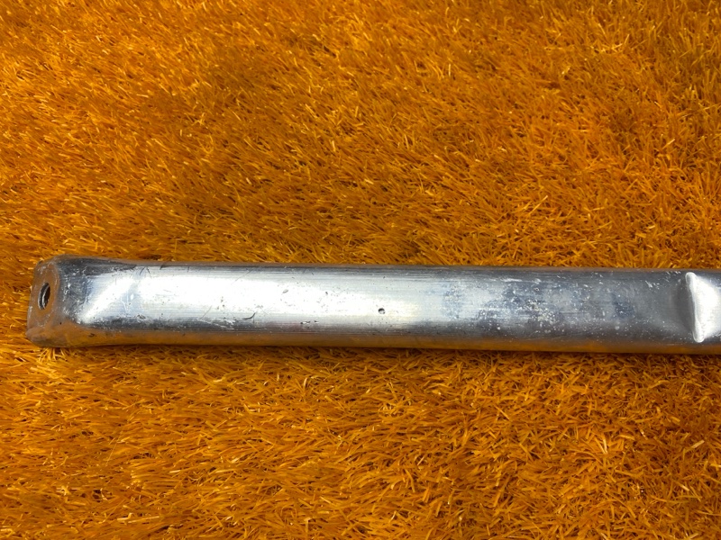 Распорка кузова, 500 рублей, Красноярск