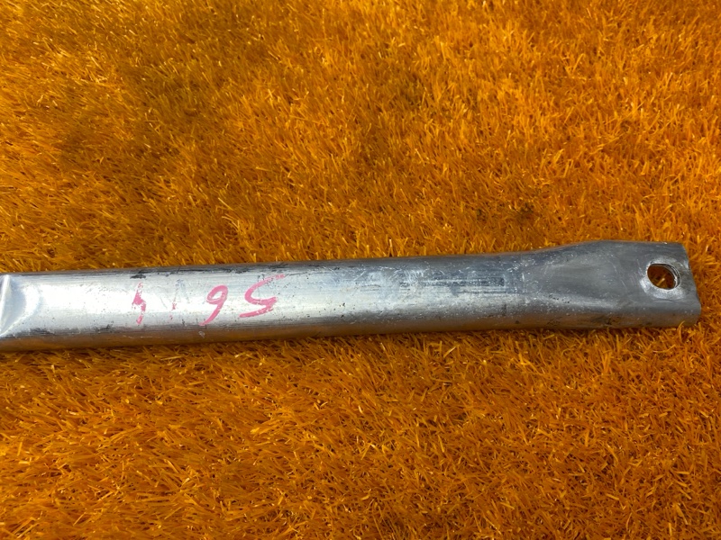 Распорка кузова, 500 рублей, Красноярск