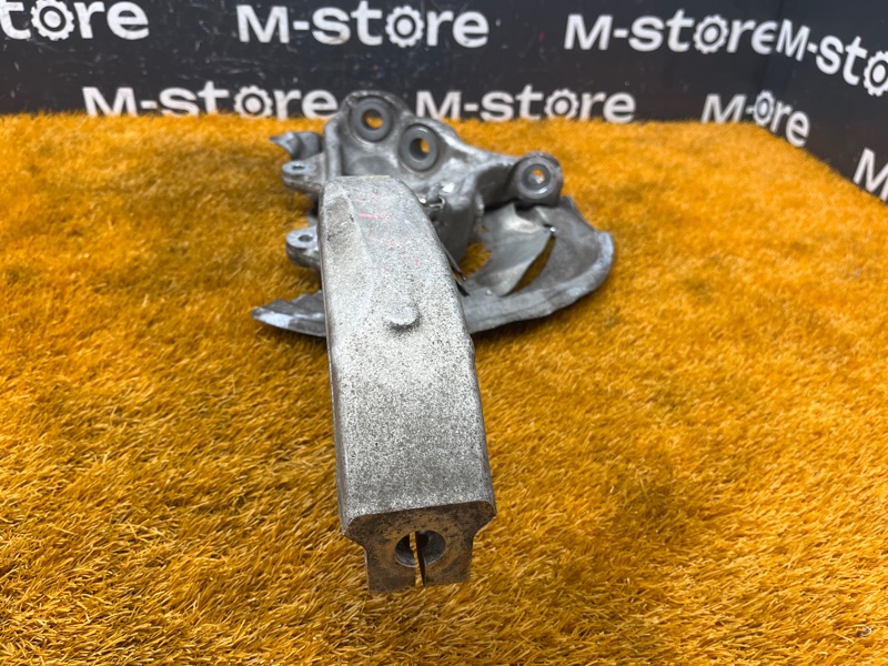 кулак поворотный, 4000 рублей, Красноярск