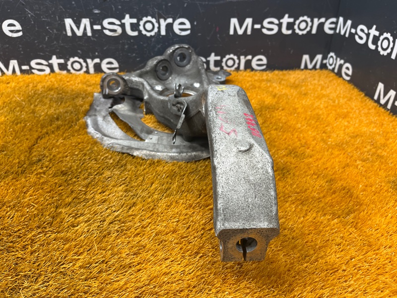 кулак поворотный, 4000 рублей, Красноярск