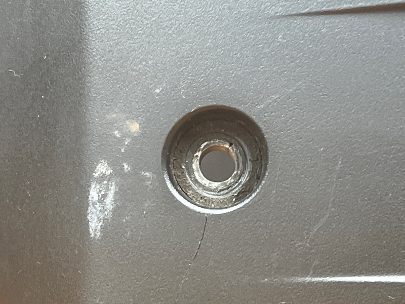 крышка двигателя, 900 рублей, Красноярск