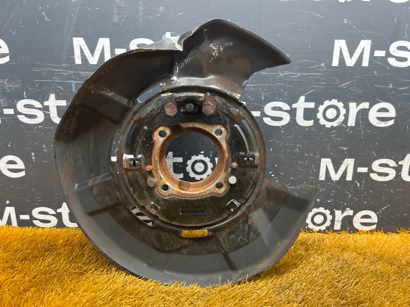 кулак поворотный, 1700 рублей, Красноярск