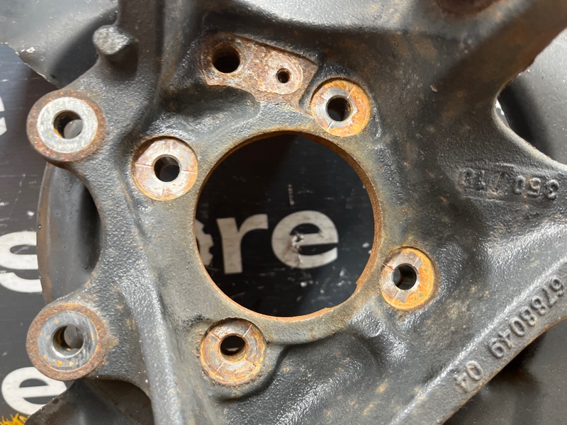 кулак поворотный, 1700 рублей, Красноярск