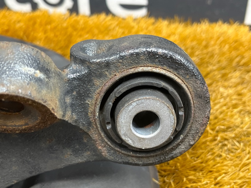 кулак поворотный, 1700 рублей, Красноярск