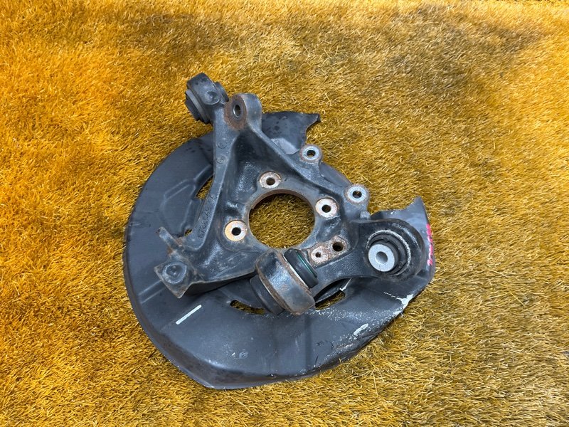 кулак поворотный, 1700 рублей, Красноярск