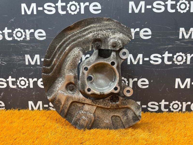 кулак поворотный, 2000 рублей, Красноярск