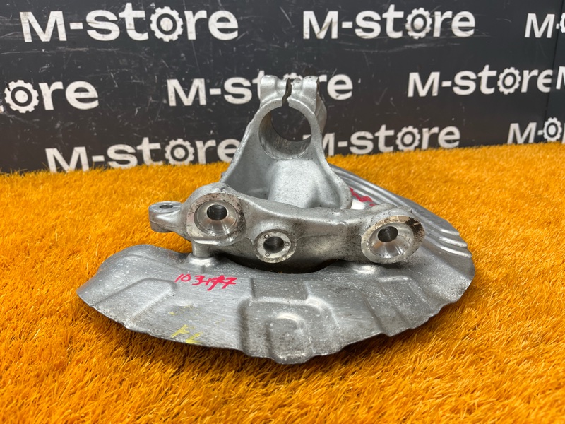 кулак поворотный, 2000 рублей, Красноярск