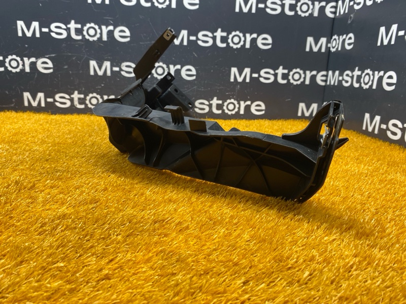 кронштейн фары, 3000 рублей, Красноярск