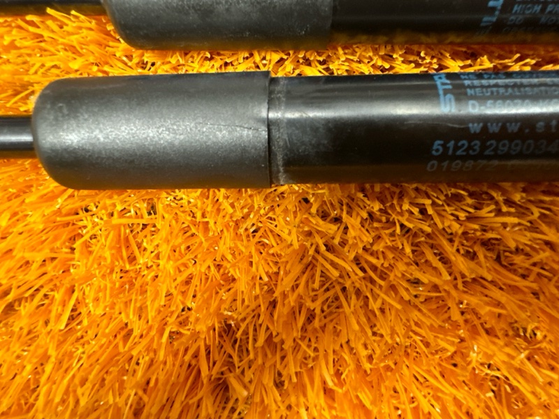 амортизатор капота, 1200 рублей, Красноярск