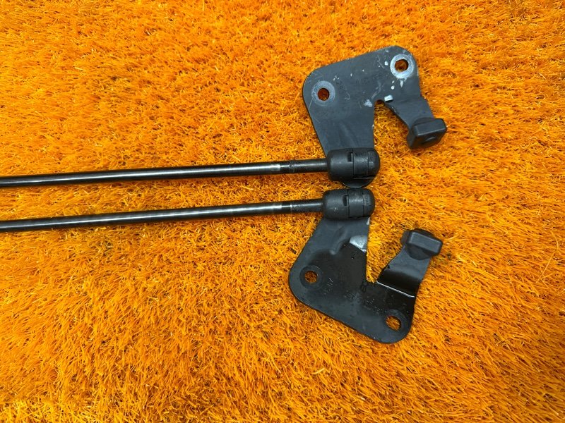 амортизатор багажника, 1000 рублей, Красноярск