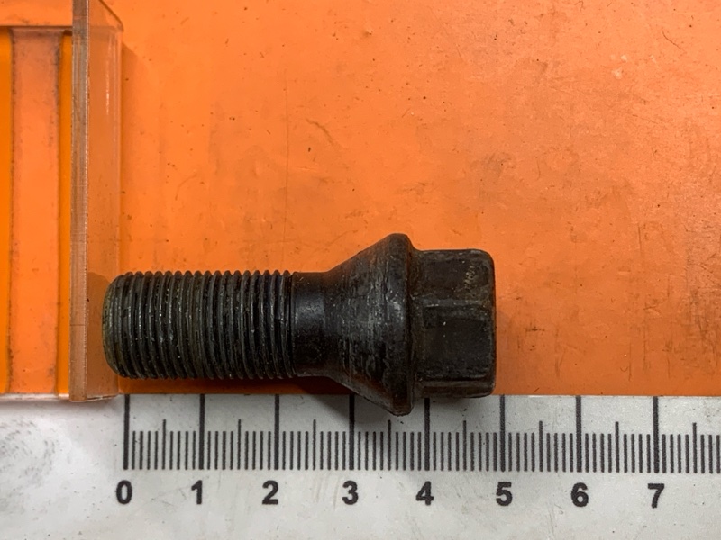 болт колесный, 1600 рублей, Красноярск