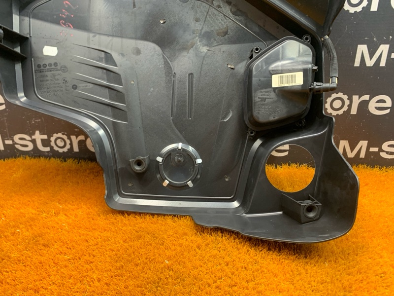 крышка двигателя, 500 рублей, Красноярск