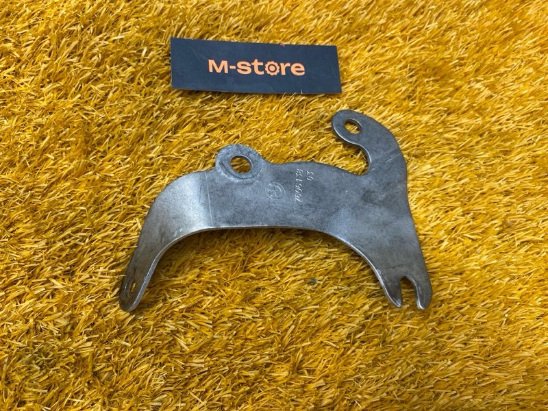 Кронштейн катализатора, 300 рублей, Красноярск