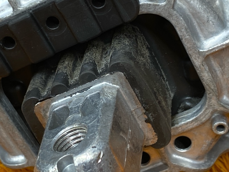 подушка двигателя, 3000 рублей, Красноярск