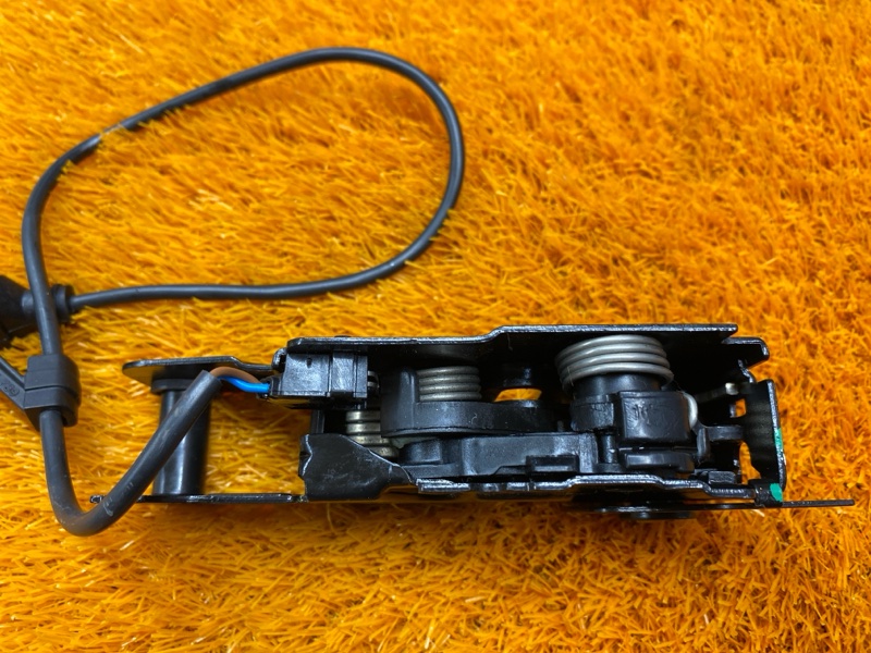 замок капота, 500 рублей, Красноярск