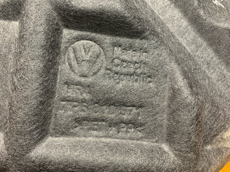 подкрылок, 2000 рублей, Красноярск