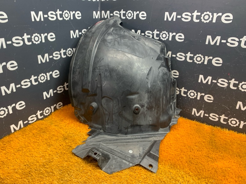 подкрылок, 6000 рублей, Красноярск