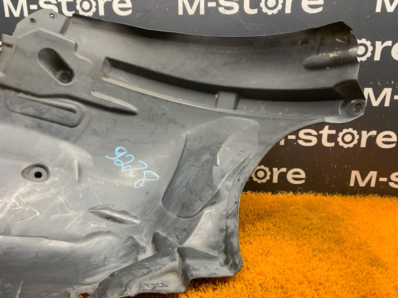 подкрылок, 6000 рублей, Красноярск