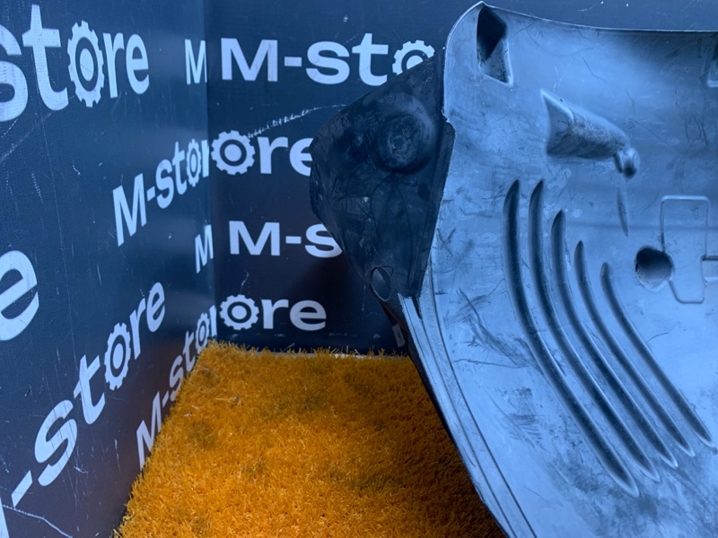 подкрылок, 7500 рублей, Красноярск