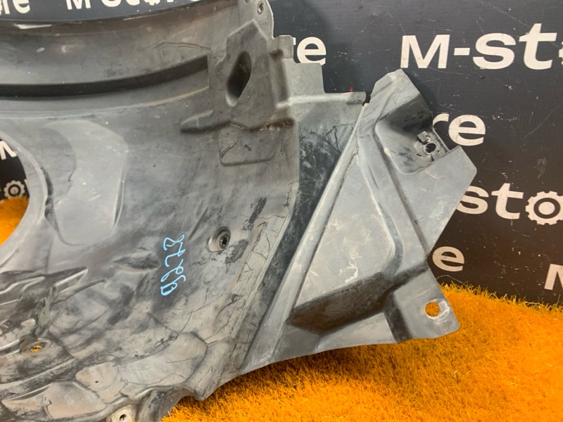 подкрылок, 6000 рублей, Красноярск