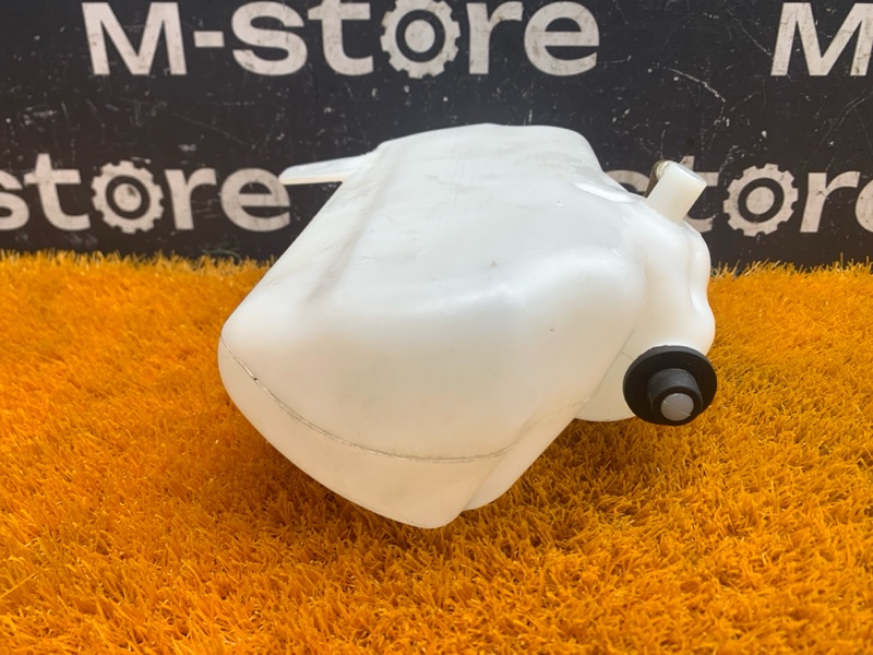 Бачок омывателя фар, 300 рублей, Красноярск