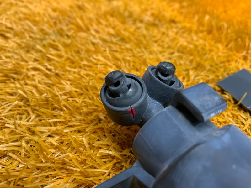 Форсунка омывателя фары, 1000 рублей, Красноярск