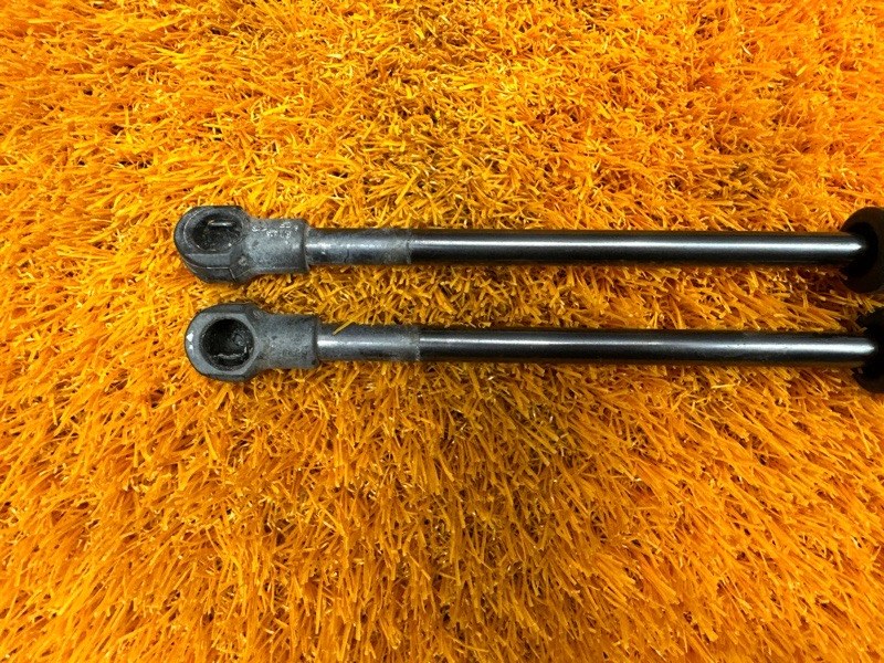 амортизатор капота, 1000 рублей, Красноярск