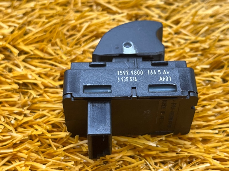 кнопка стеклоподъемника, 300 рублей, Красноярск