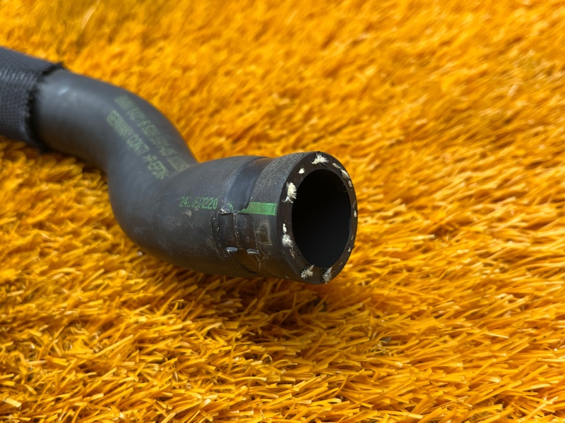 Патрубок системы охлаждения, 200 рублей, Красноярск