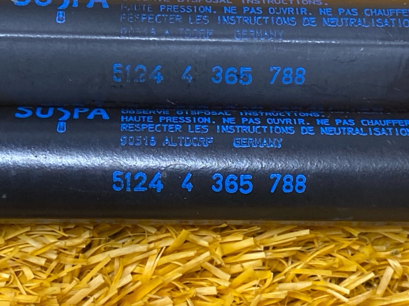 амортизатор багажника, 1500 рублей, Красноярск