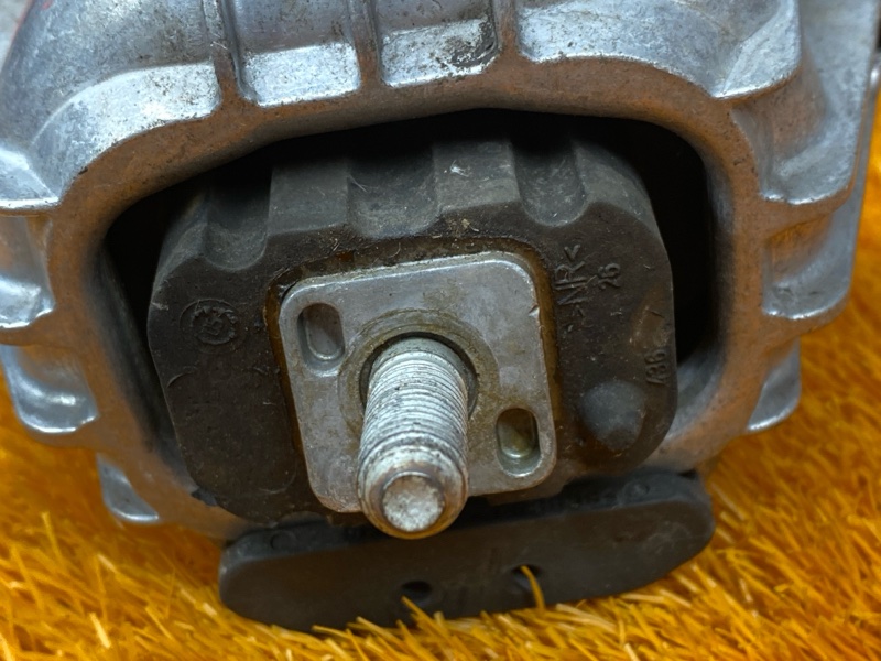 подушка двигателя, 1500 рублей, Красноярск