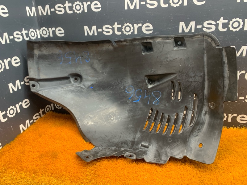 подкрылок, 4000 рублей, Красноярск