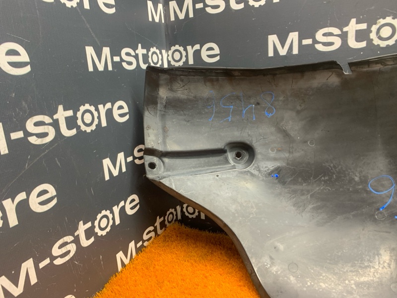 подкрылок, 4000 рублей, Красноярск