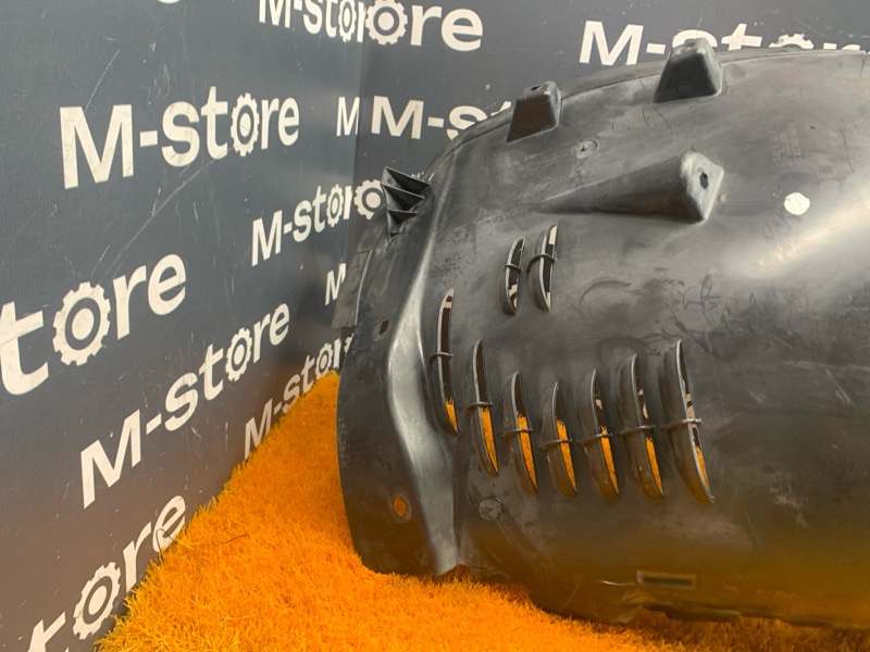 подкрылок, 4000 рублей, Красноярск