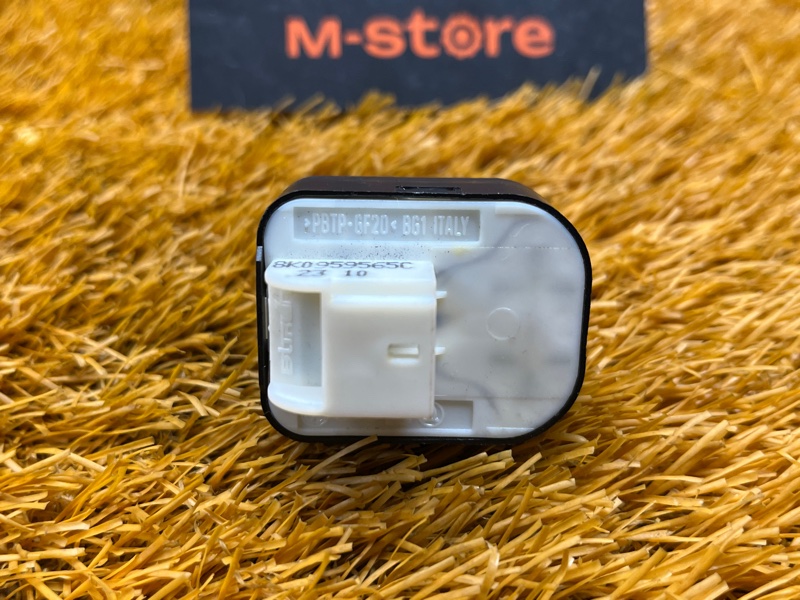 Кнопка регулировки зеркал, 500 рублей, Красноярск