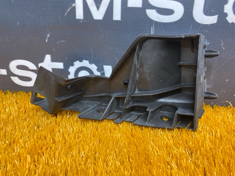 крепление бампера, 1000 рублей, Красноярск