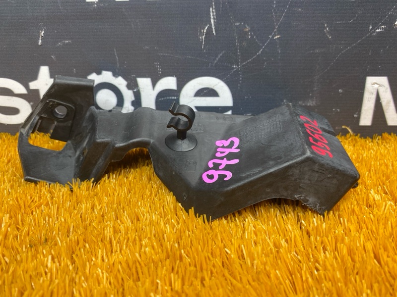 крепление бампера, 1000 рублей, Красноярск