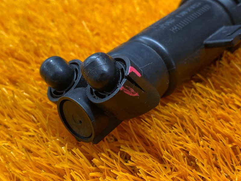 Форсунка омывателя фары, 1000 рублей, Красноярск