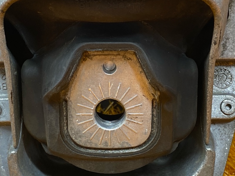 подушка двигателя, 4000 рублей, Красноярск