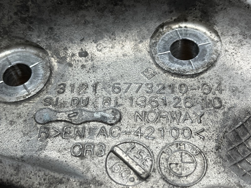 кулак поворотный, 500 рублей, Красноярск