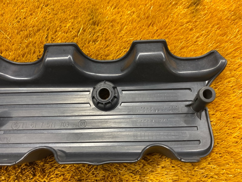 крышка двигателя, 500 рублей, Красноярск